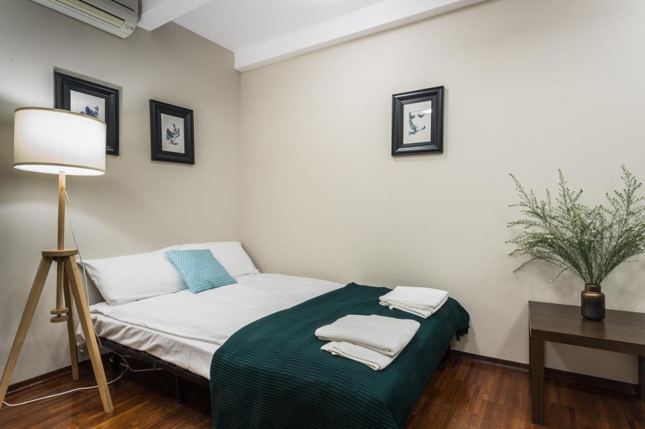 Na Starowce / Old Town Apartment