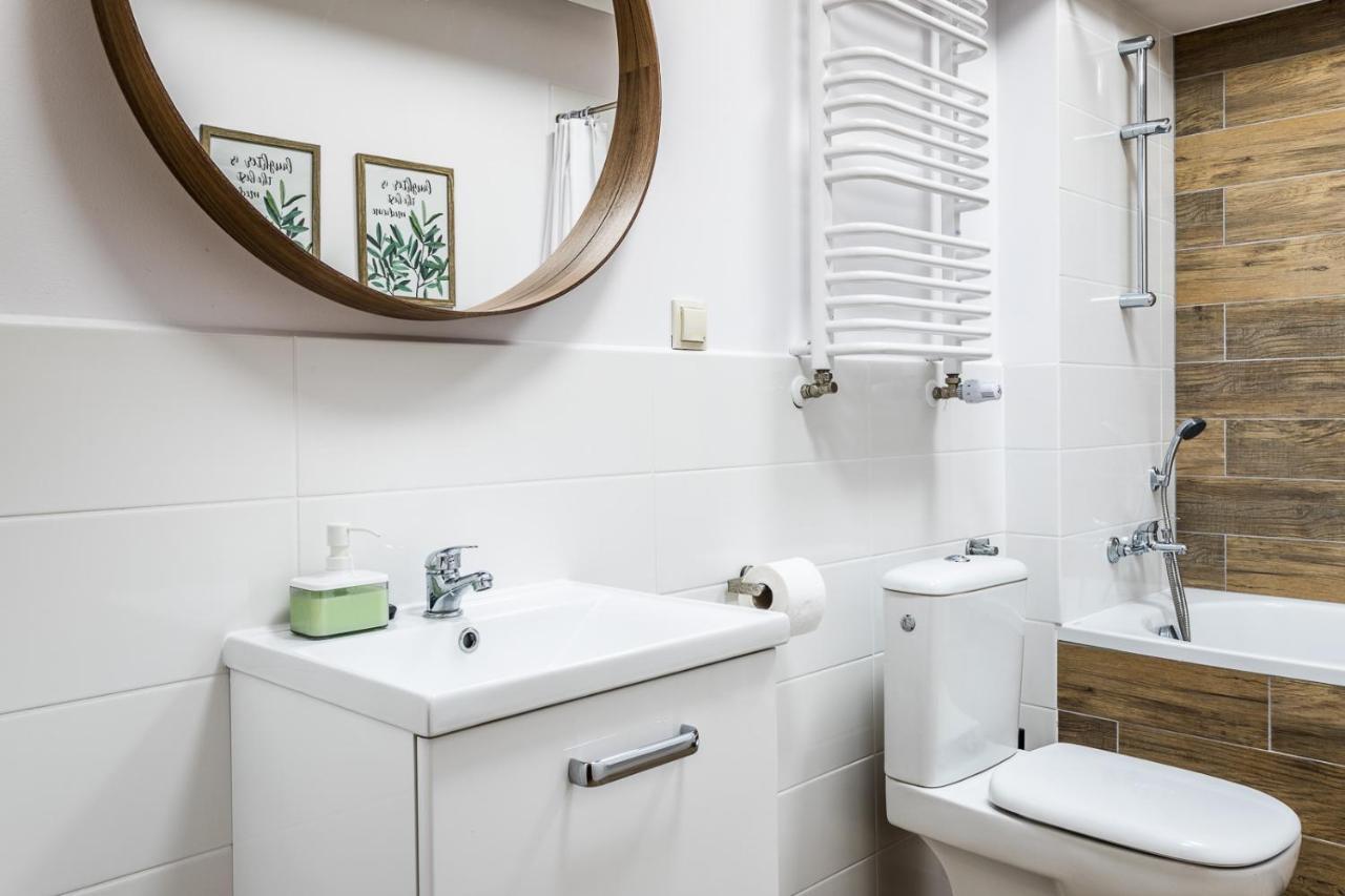 Na Starowce / Old Town Apartment