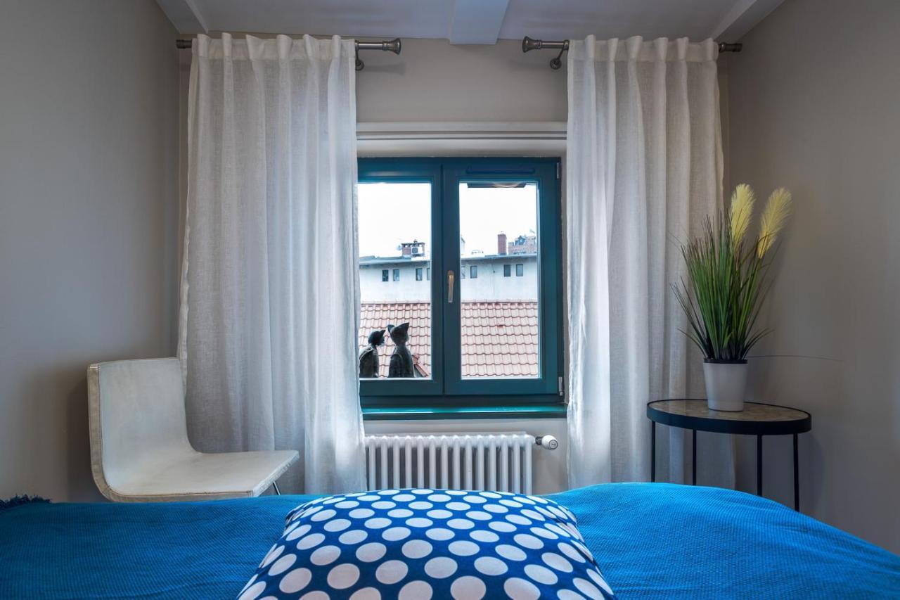 Na Starowce / Old Town Apartment