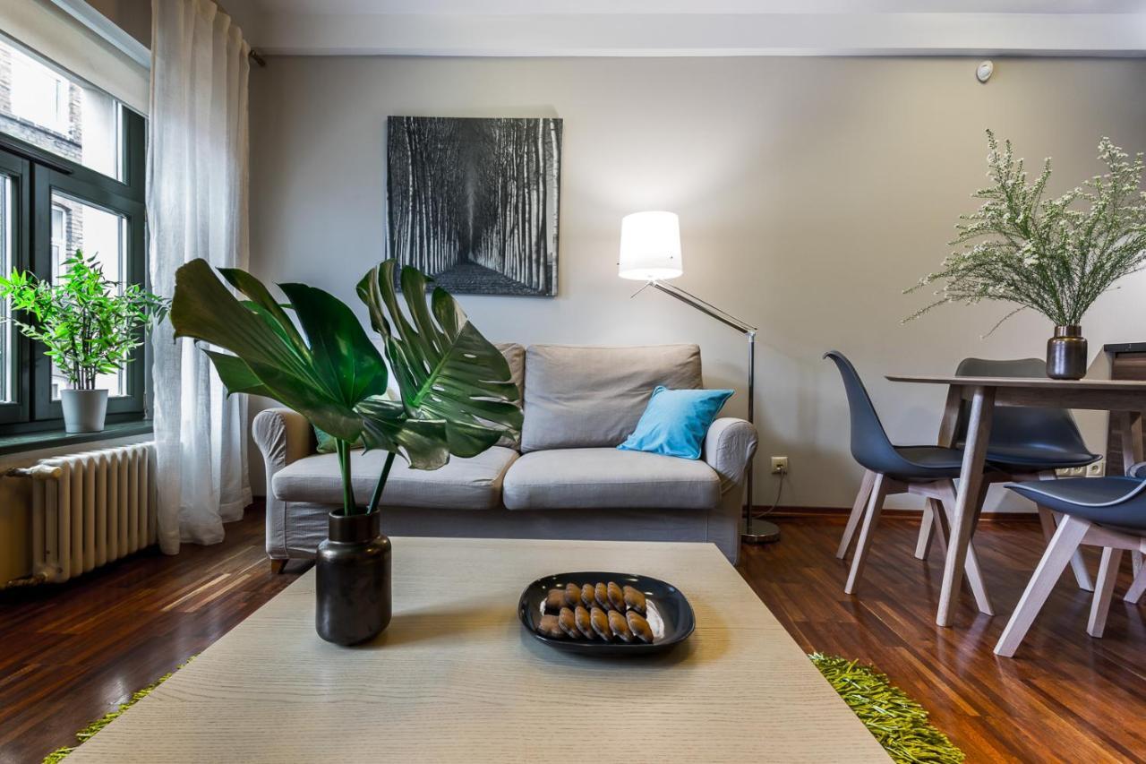 Na Starowce / Old Town Apartment *
